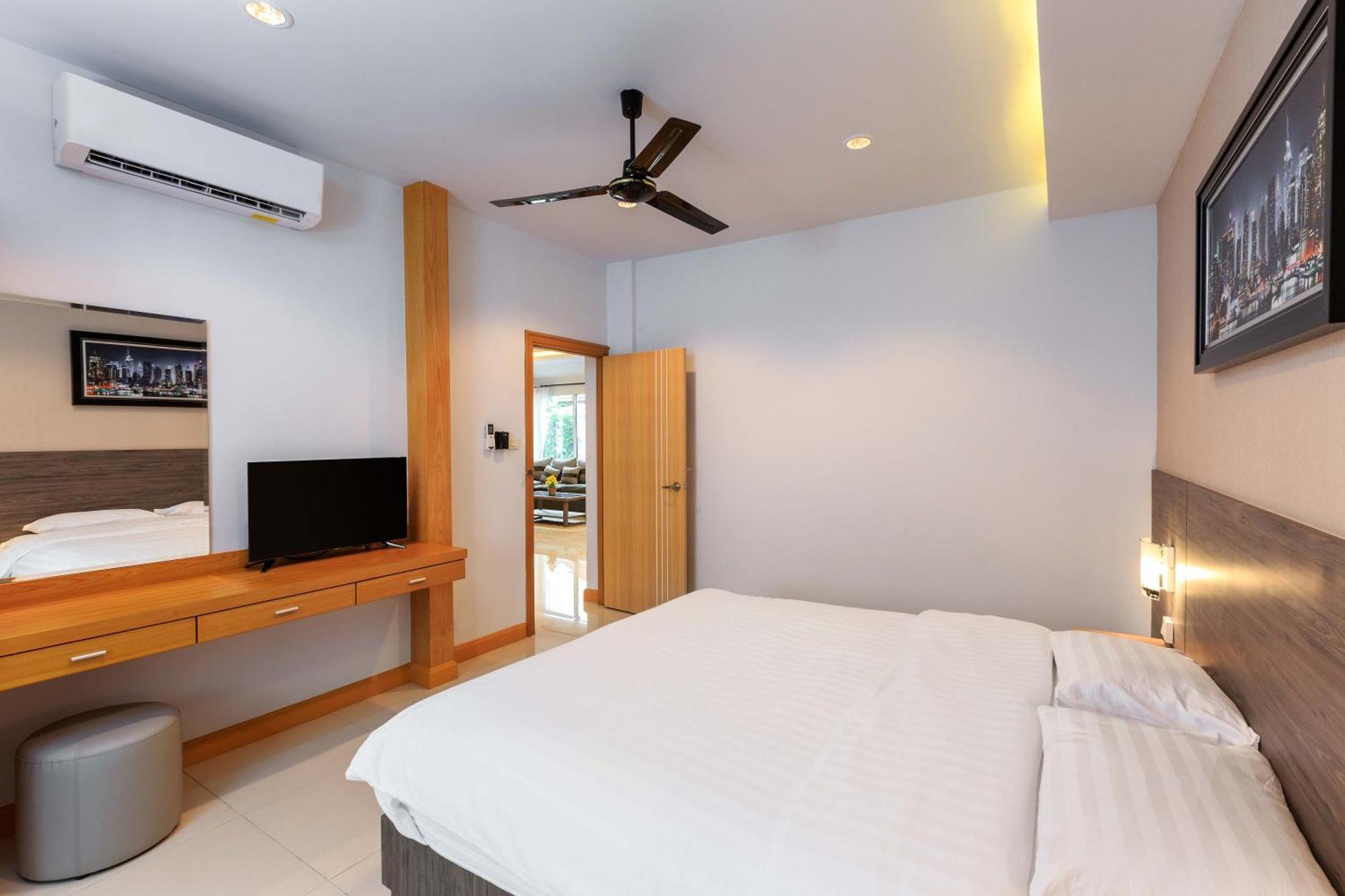 Pattaya Private Villa - Pool,Sauna,Snooker,Bbq Extérieur photo